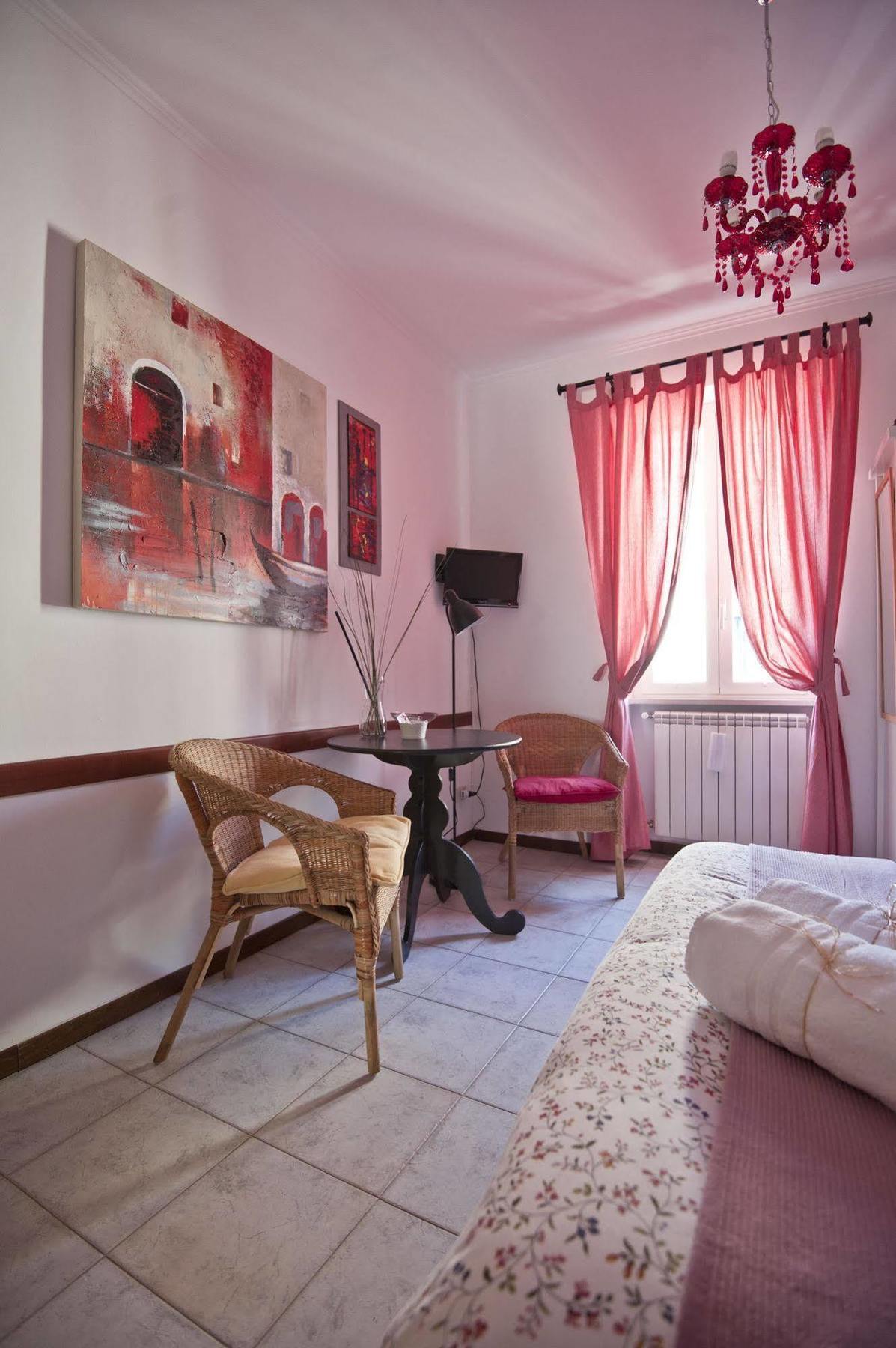 Bed and Breakfast Abbraccia Morfeo Roma Экстерьер фото
